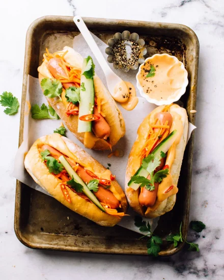 PETITS PAINS BANH MI À LA DINDE