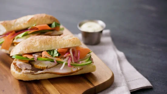 Sandwich à la dinde Banh mi