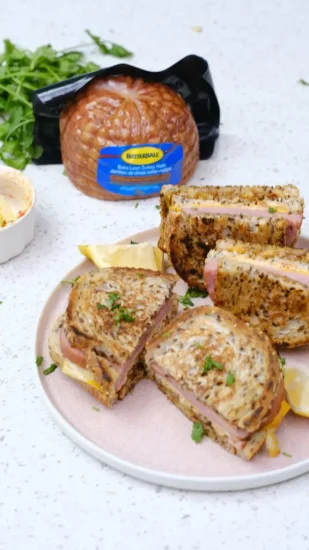 Recette de grilled cheese sucré et épicé au jambon de dinde proposée par Raj