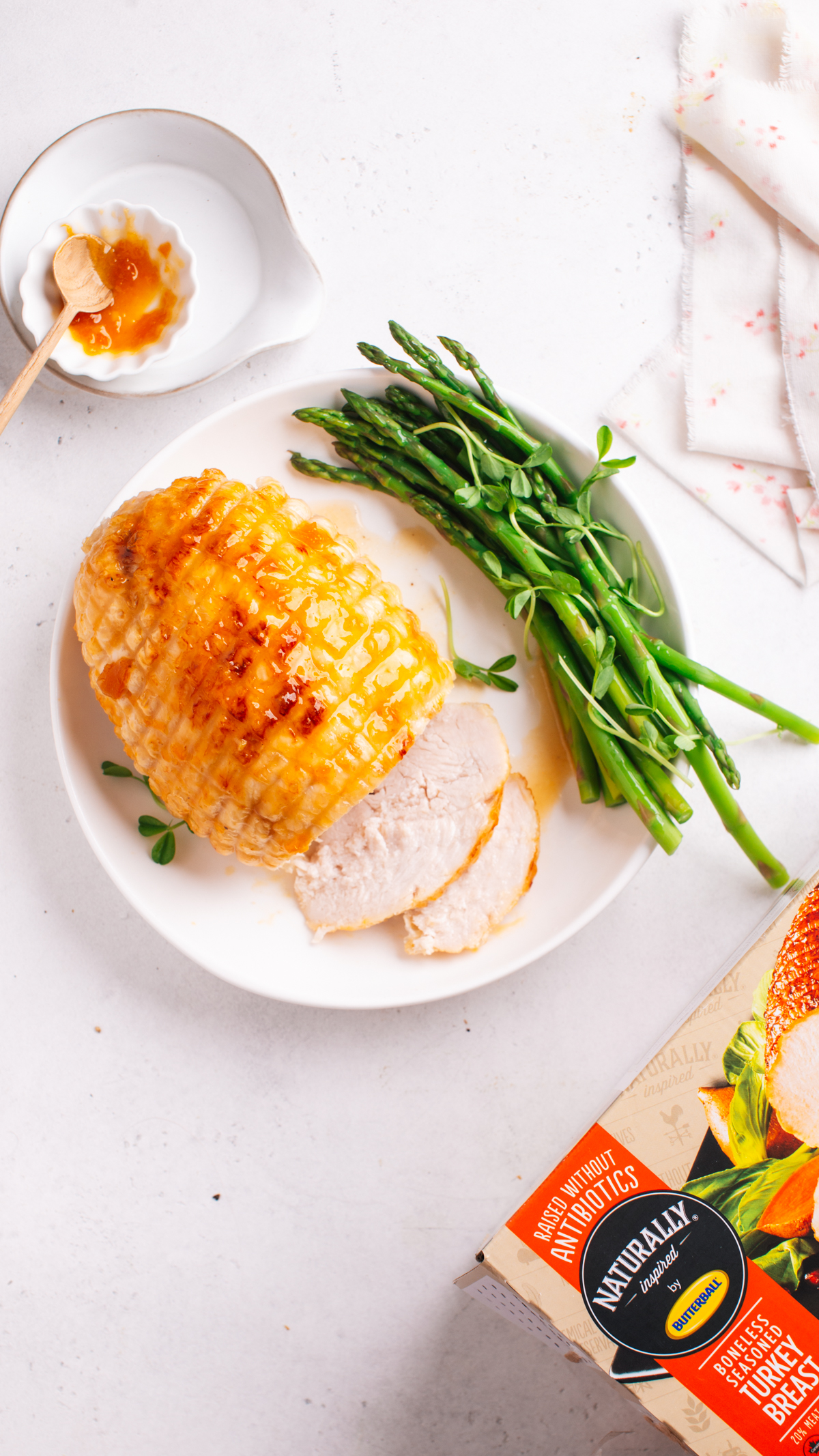 Butterball Boneless Turkey Roast With Apricot Glaze Butterball